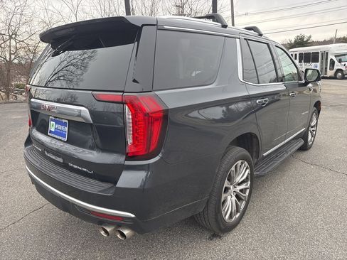 Used 2021 GMC Yukon Denali w/ LPO, Illumination Package image 2