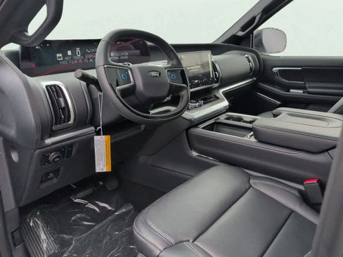 New 2025 Ford Expedition Max Platinum w/ Stealth Performance Package image 6