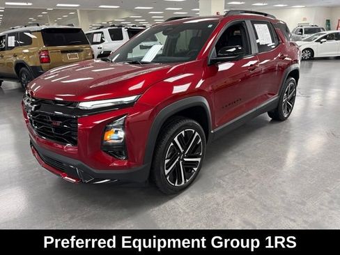 Used 2026 Chevrolet Equinox RS w/ Convenience Package III FWD image 3