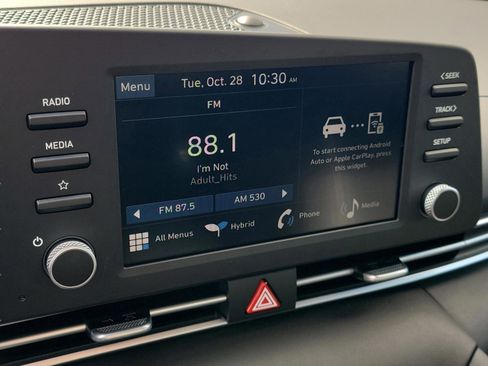 New 2026 Hyundai Elantra Blue image 10