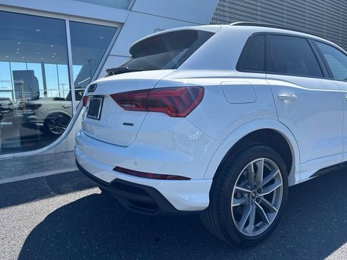 Certified 2025 Audi Q3 2.0T Premium w/ Convenience Package AWD/4WD image 5
