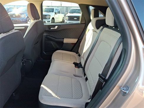 Certified 2020 Ford Escape SE image 10