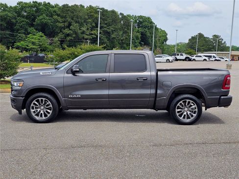 Used 2022 RAM 1500 Laramie w/ Sport Appearance Package AWD/4WD image 14