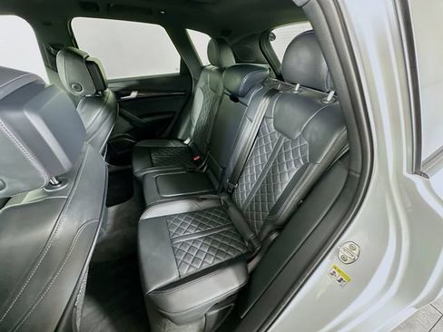 Used 2025 Audi SQ5 Premium Plus w/ Premium Plus Package AWD/4WD image 32