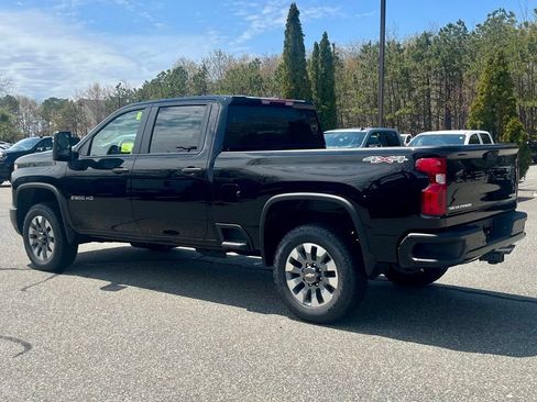 New 2026 Chevrolet Silverado 2500 Custom w/ Custom Value Package AWD/4WD image 3