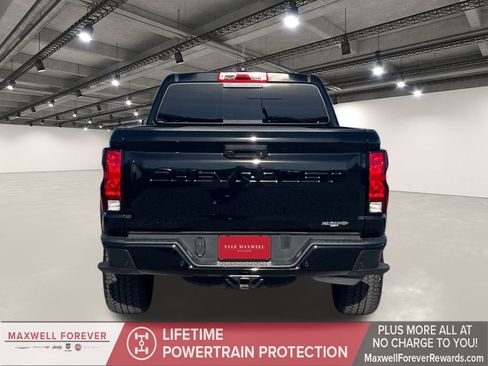 Used 2025 Chevrolet Colorado Trail Boss image 15