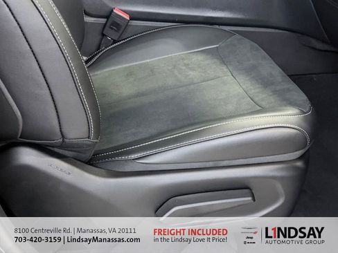 New 2025 Jeep Grand Cherokee Altitude image 11