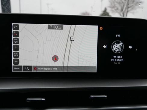 Used 2025 Kia Telluride S AWD/4WD image 18