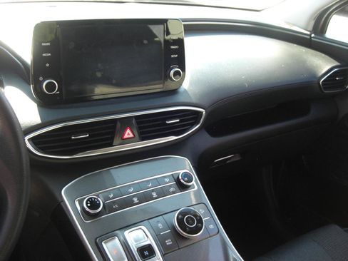 Used 2021 Hyundai Santa Fe SE AWD/4WD image 9