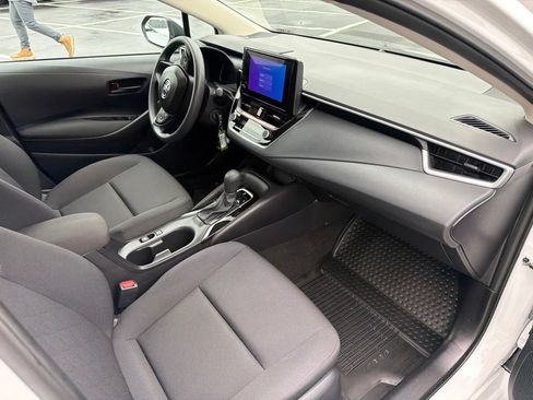 Used 2026 Toyota Corolla LE FWD image 9