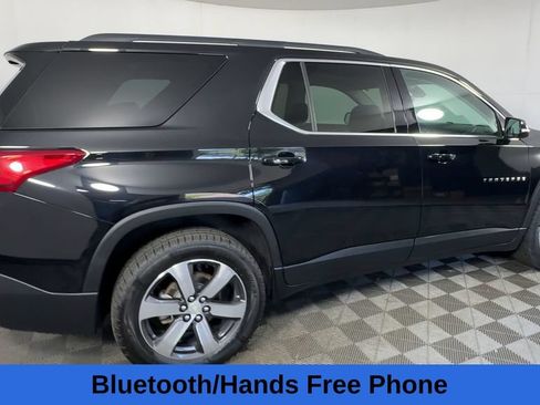 Used 2020 Chevrolet Traverse LT w/ LT Premium Package AWD/4WD image 11