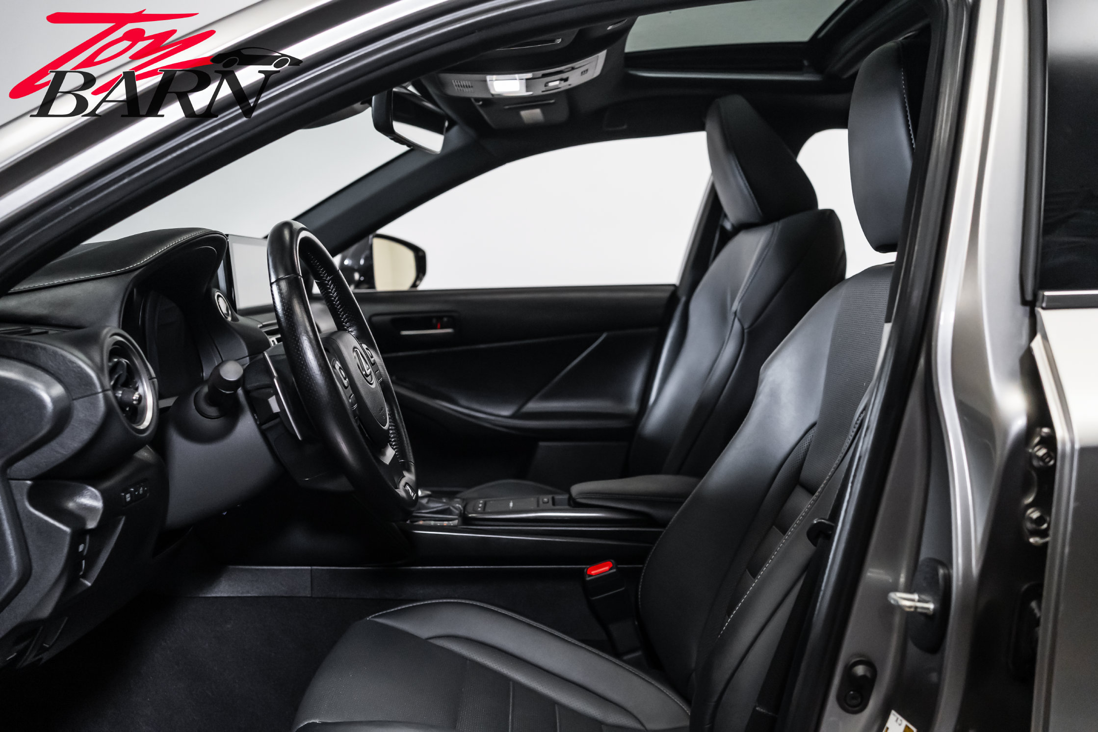 Used 2021 Lexus IS 350 F Sport RWD image 24