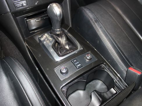 Used 2015 INFINITI QX70 3.7 w/ Premium Package image 19