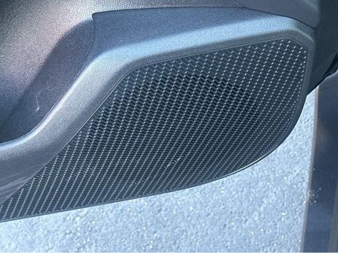 Certified 2025 Kia K4 EX image 33