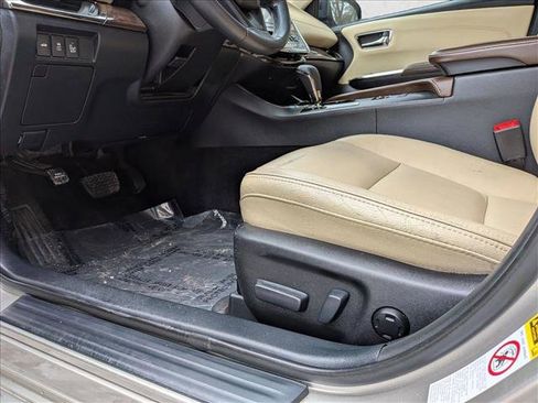 Used 2014 Toyota Avalon XLE Touring image 15