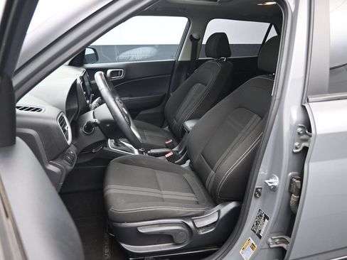 Certified 2023 Hyundai Venue SEL FWD image 21
