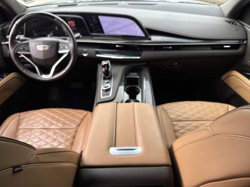 Used 2024 Cadillac Escalade Sport RWD image 19