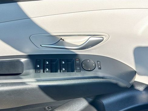 Used 2026 Hyundai Tucson SE FWD image 17