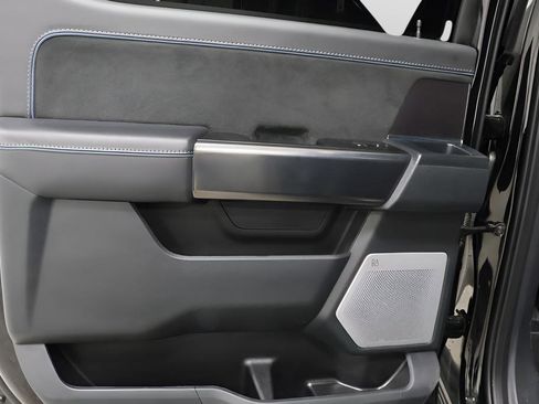 Used 2025 Ford F150 Platinum w/ Equipment Group 702A High image 26