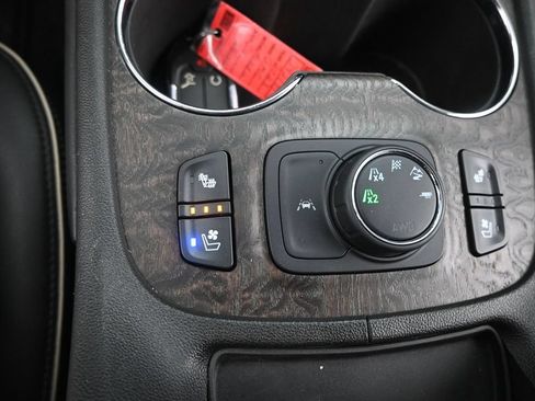 Used 2023 GMC Acadia Denali w/ Trailering Package AWD/4WD image 35