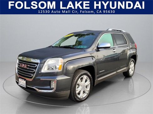 Used 2017 GMC Terrain SLT image 1