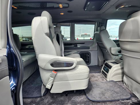 Used 2024 Chevrolet Express 2500 w/ Driver Convenience Package image 28