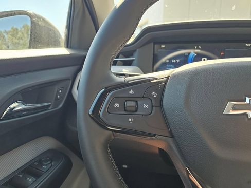 New 2027 Chevrolet Bolt LT w/ Comfort Package FWD image 33