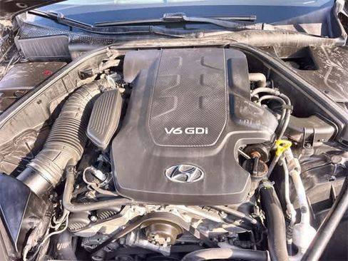 Used 2015 Hyundai Genesis 3.8 w/ Option Group 04 image 10