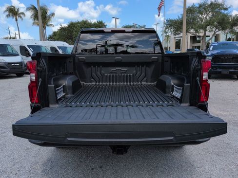 Used 2023 Chevrolet Silverado 1500 RST RWD image 14