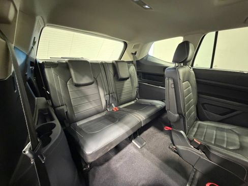 Used 2021 Volkswagen Atlas SEL Premium AWD/4WD image 34