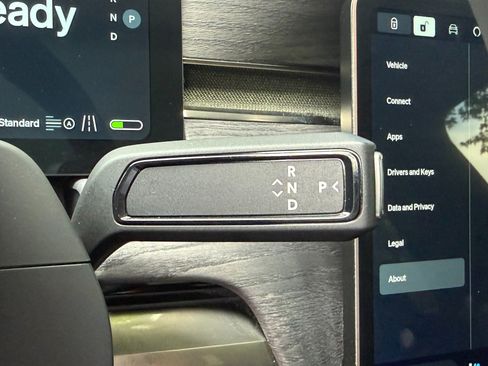 Used 2025 Rivian R1S Adventure AWD/4WD image 35
