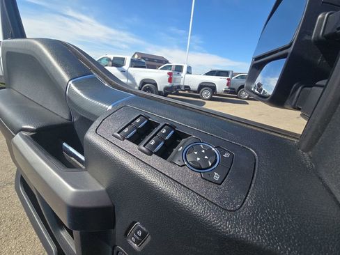 Used 2019 Ford F150 XLT w/ Equipment Group 302A Luxury AWD/4WD image 26