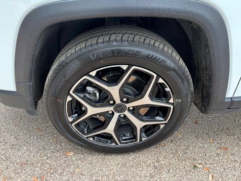 Used 2025 Jeep Compass Limited AWD/4WD image 25