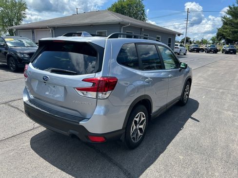 Used 2020 Subaru Forester Premium w/ Popular Package #1 image 3