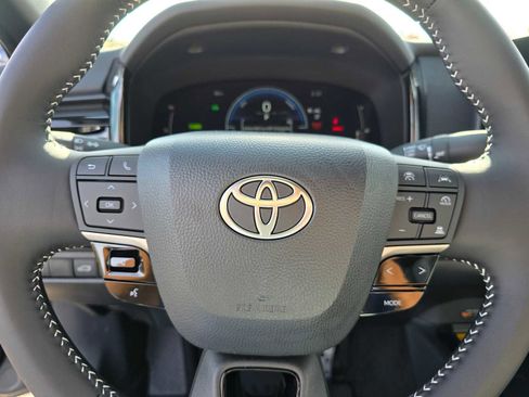 Certified 2026 Toyota Camry SE image 25