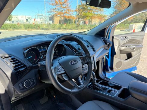 Used 2017 Ford Escape S image 12