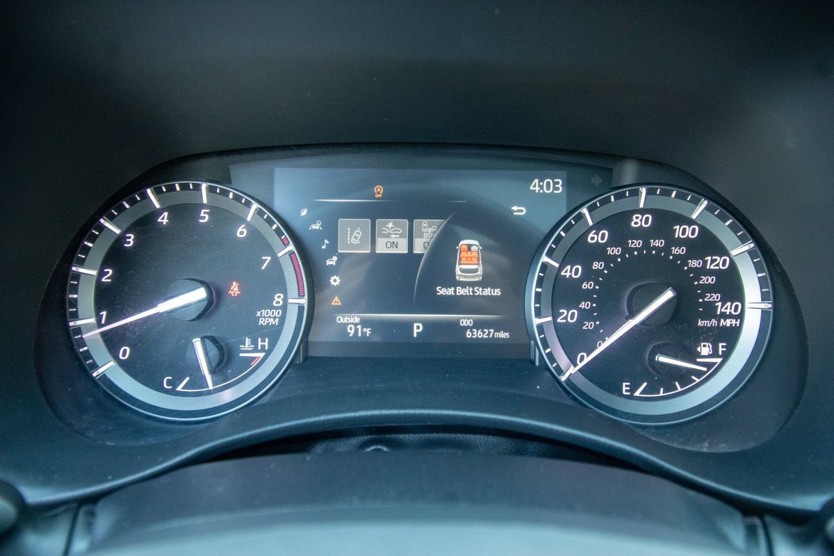 Used 2020 Toyota Highlander XLE FWD image 36