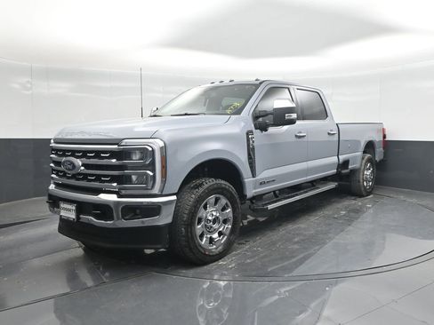 New 2026 Ford F350 Lariat w/ Lariat Premium Package image 33