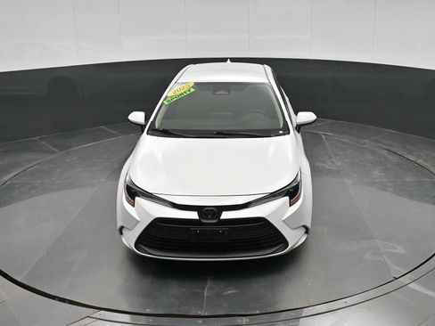 Used 2025 Toyota Corolla LE FWD image 24