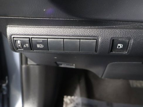 Used 2023 Toyota Corolla LE image 29