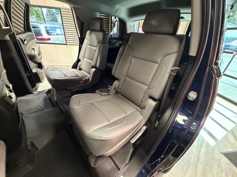 Used 2020 Chevrolet Tahoe LT w/ Luxury Package AWD/4WD image 8