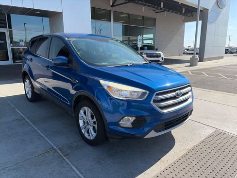Used 2017 Ford Escape SE FWD image 9