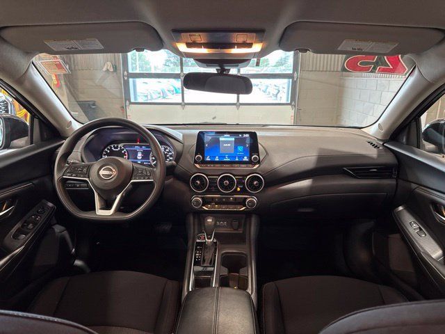 Used 2025 Nissan Sentra SV FWD image 19