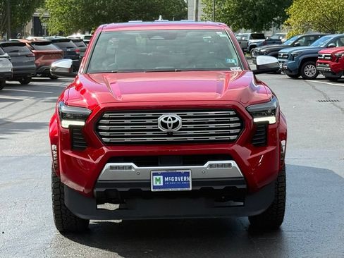 Used 2024 Toyota Tacoma Limited w/ Limited Package (LT) AWD/4WD image 13