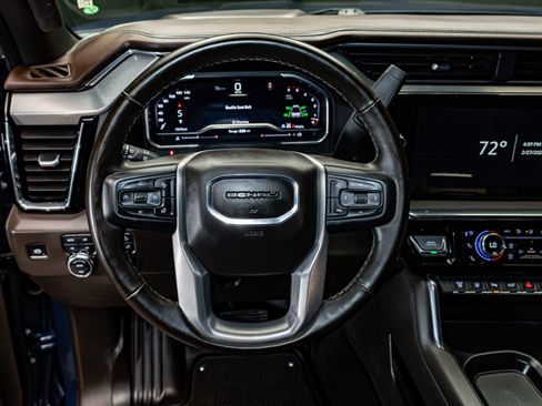 Used 2025 GMC Sierra 2500 Denali w/ Denali Reserve Package image 18