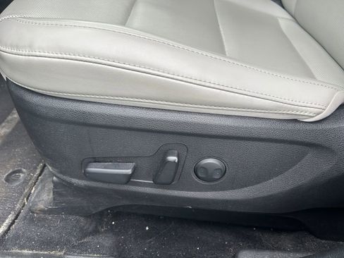 Used 2021 Kia Telluride S AWD/4WD image 13