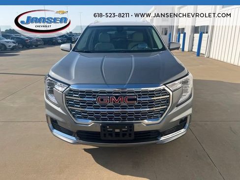 Used 2023 GMC Terrain Denali AWD/4WD image 2