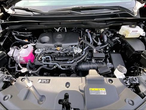 Used 2025 Toyota Sienna XLE image 22