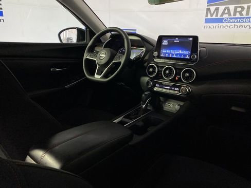 Used 2025 Nissan Sentra SR FWD image 25
