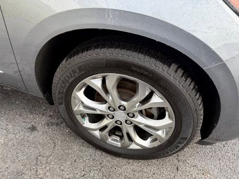 Used 2018 Buick Enclave Avenir w/ Avenir Technology Package image 9